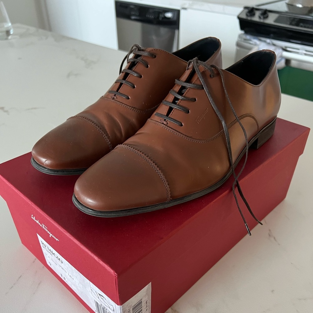 Salvatore Ferragamo mens dress shoes